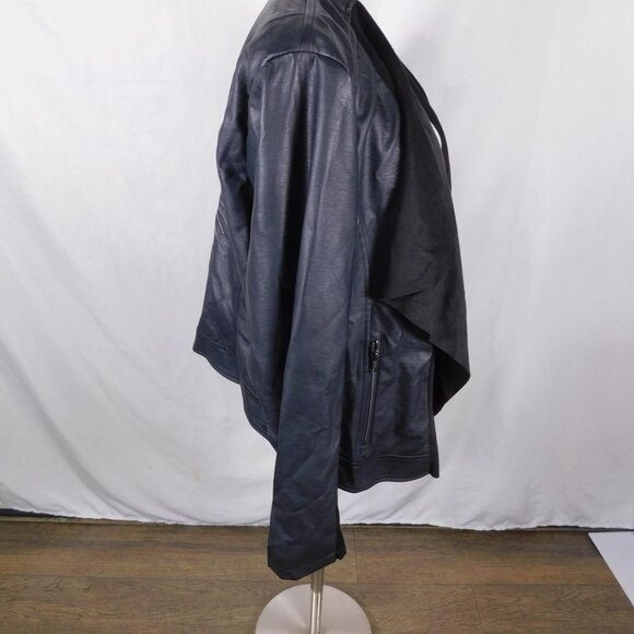 Her Universe Thor Faux Leather Jacket L - God of Thunder - Excellent - Picture 7 of 12